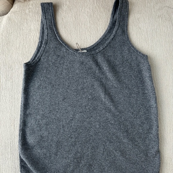 💥a new day Scoop Neck Sweater Tank Top - Picture 2 of 4